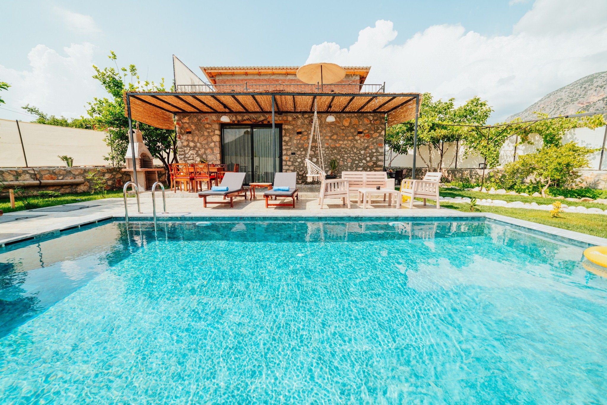 Müstakil Bahçeli Villa Uygun Fiyat!