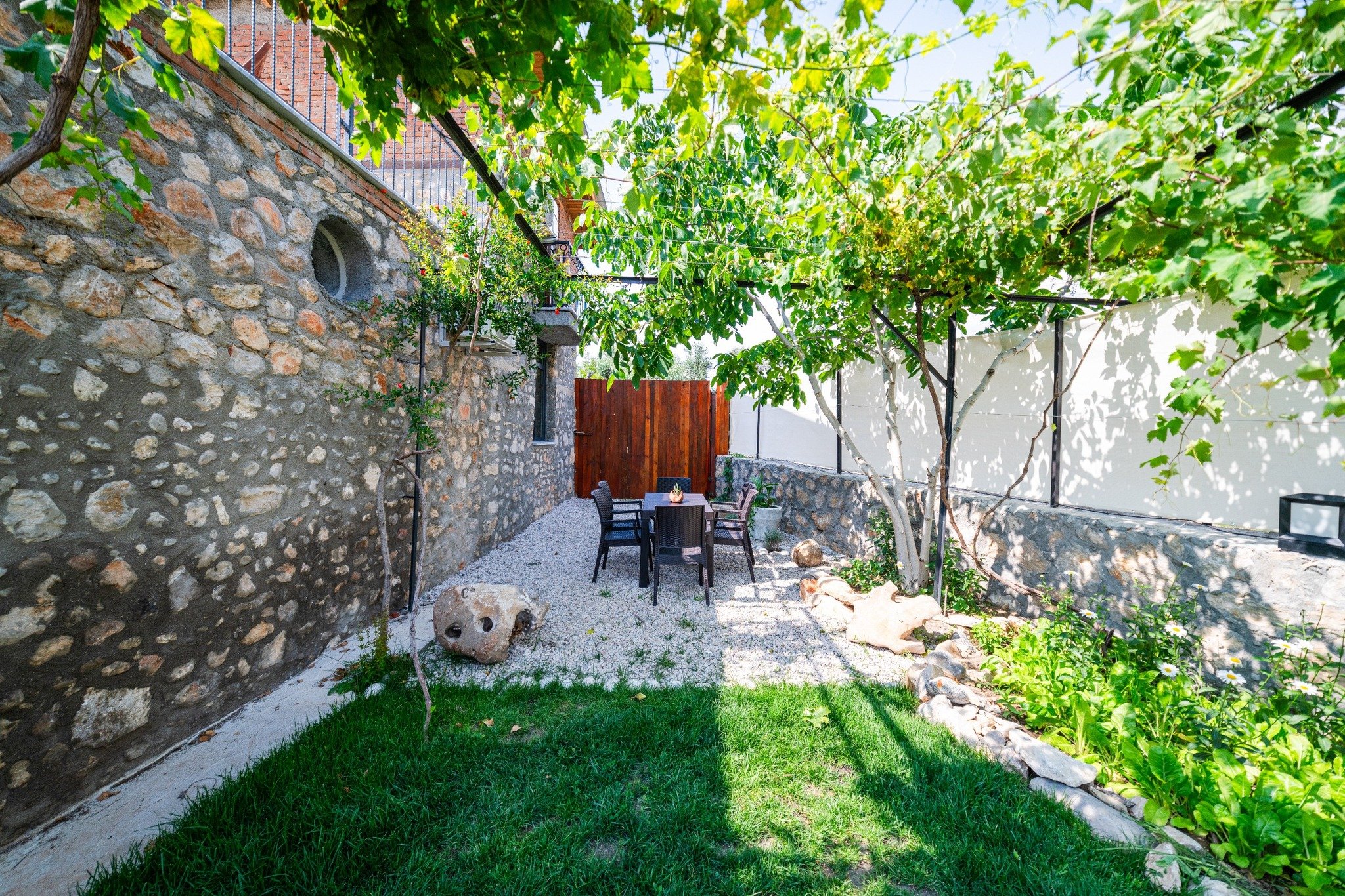 Müstakil Bahçeli Villa Uygun Fiyat!